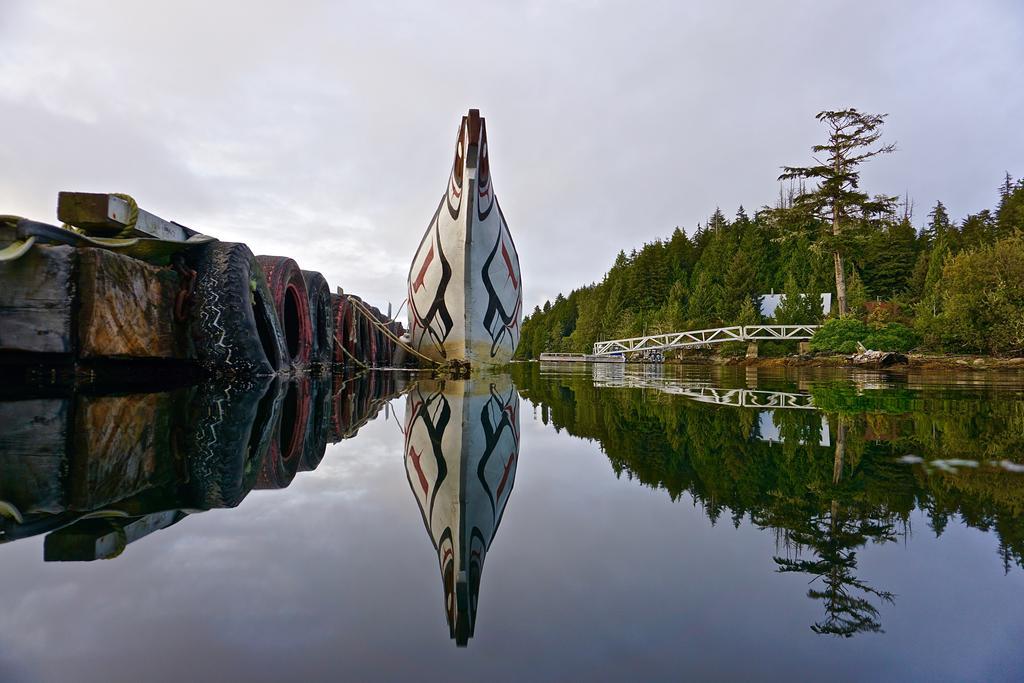 Salmon Beach The Bamfield Motel מראה חיצוני תמונה